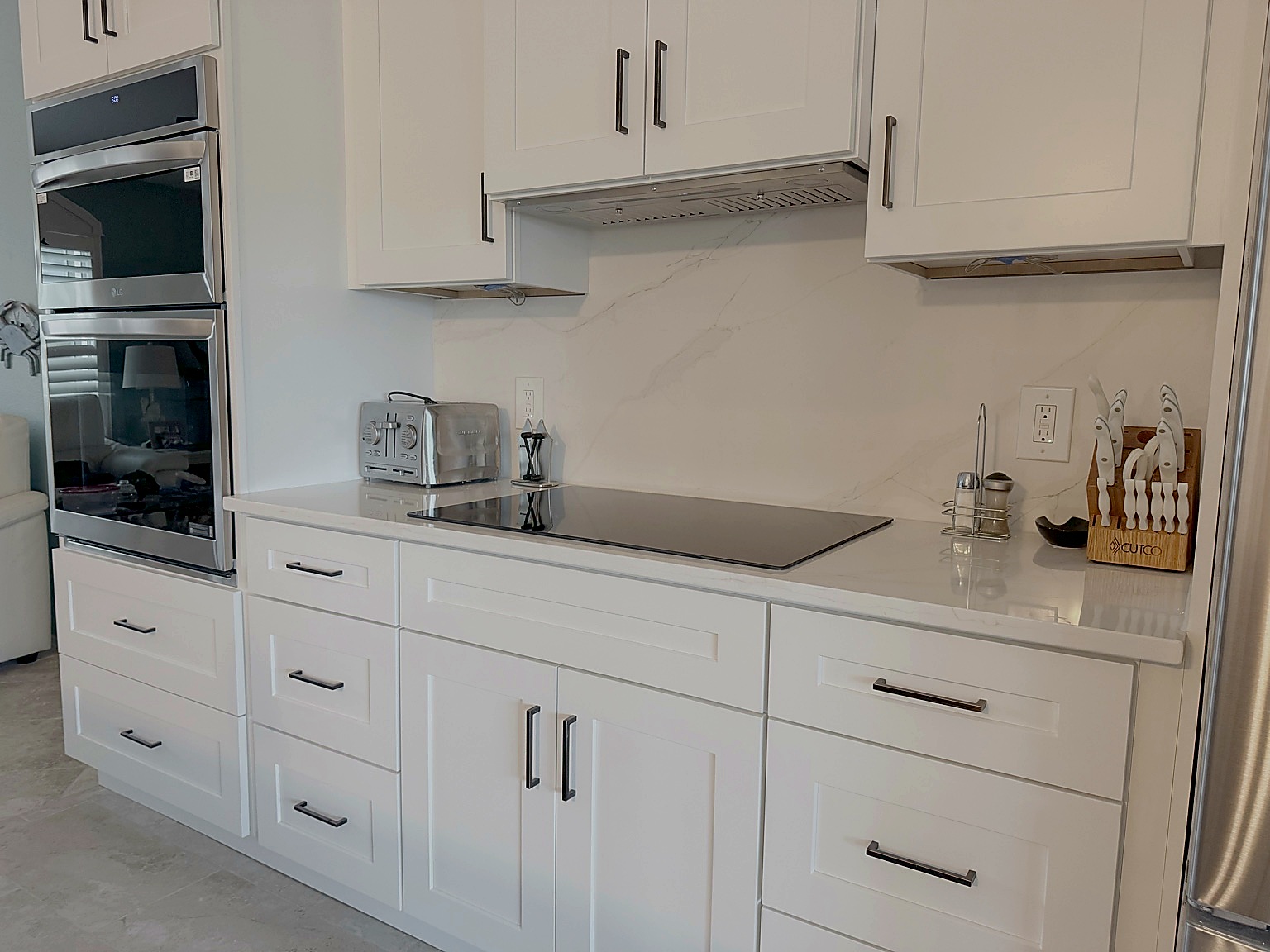 Kitchen and living connection