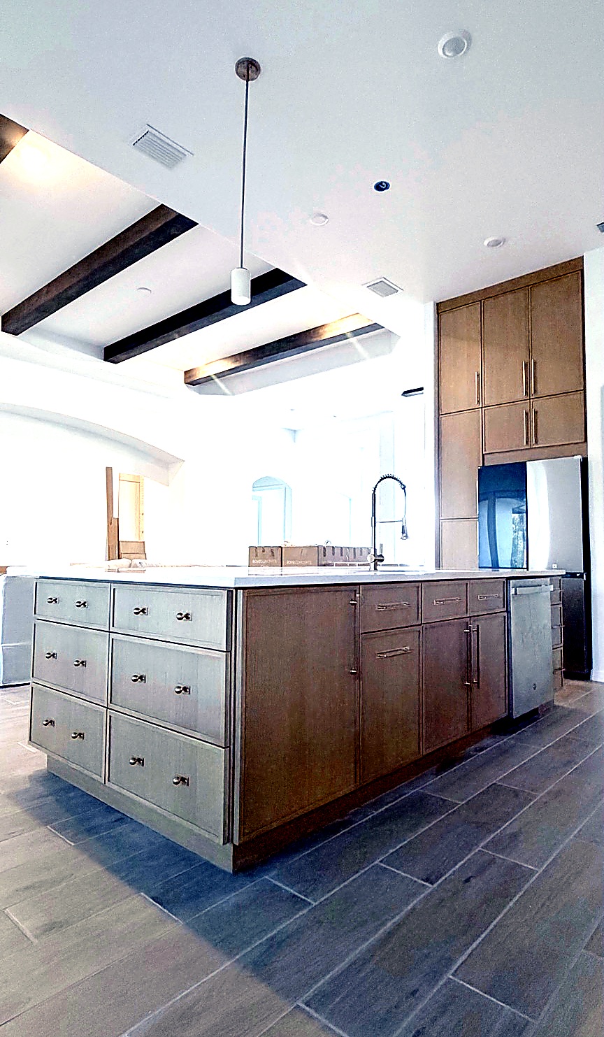 Dark island finish